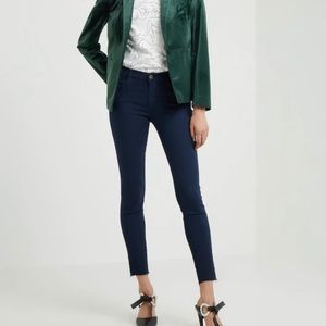 FRAME navy Le High skinny pants.